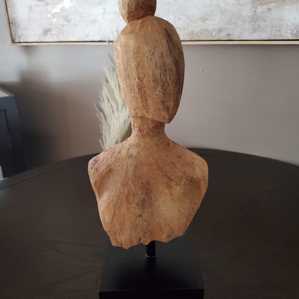 Statue